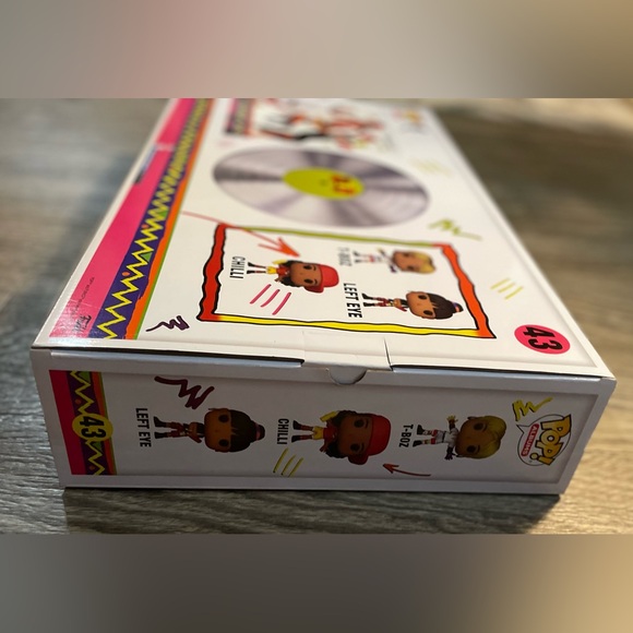 Funko Pop! Albums Deluxe: TLC Ooooooohhh. on the TLC Action Figurese Collectible - Picture 9 of 9